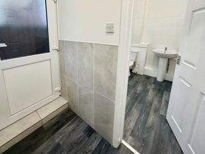 Photo 1- click for photo gallery